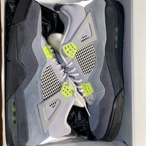 Jordan 4s neon